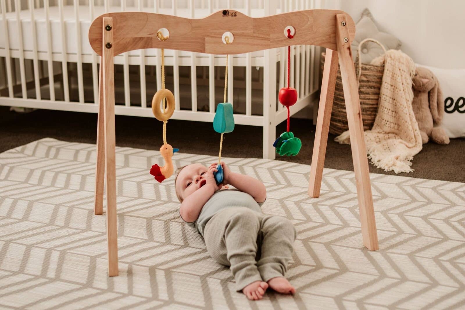 QToys Wooden Baby Gym (Wooden Toys)