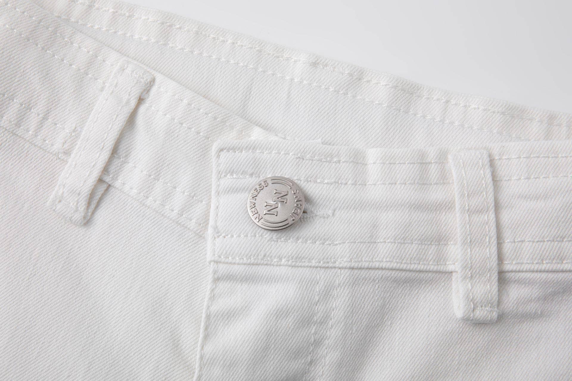 White denim pants with pockets NEWNESS