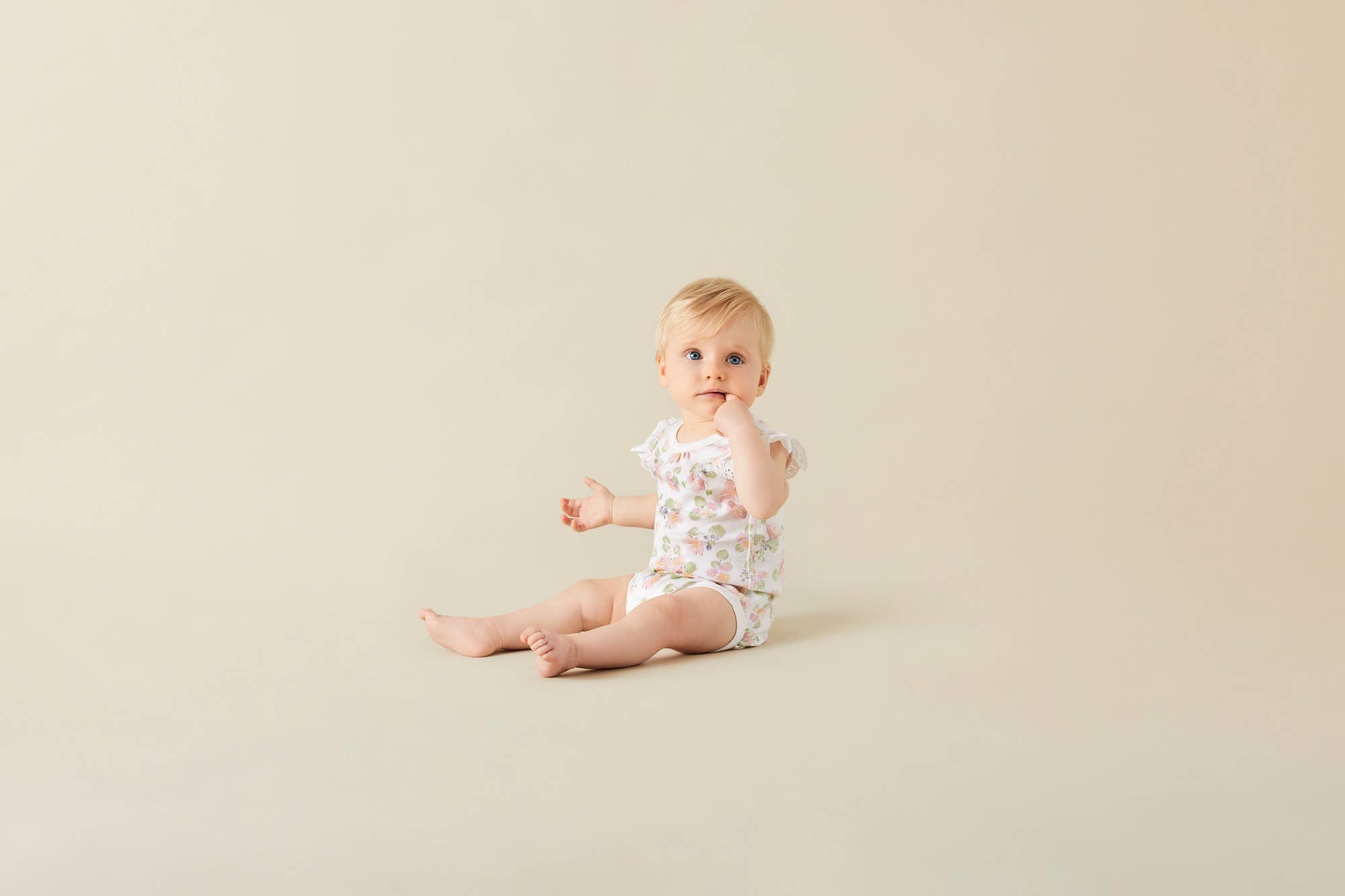 Dune Flowers Lace Baby Bodysuit: 0-3m, Pink / white